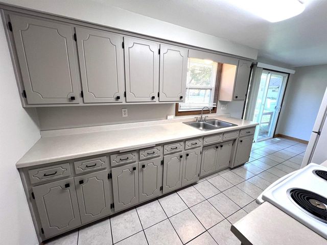 2549 BABCOCK ROAD, Green Bay, WI 54313