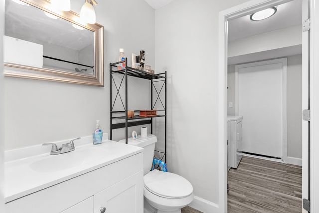 827 Blvd De L Orleans, Mary Esther, FL 32569