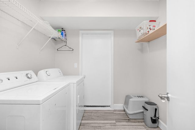 827 Blvd De L Orleans, Mary Esther, FL 32569