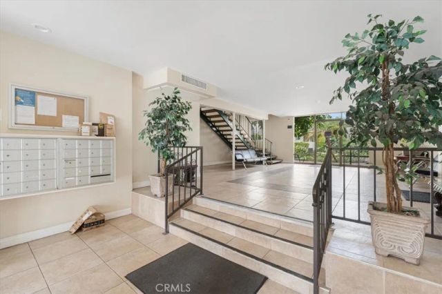 5328 Newcastle Avenue 54, Encino, CA 91316