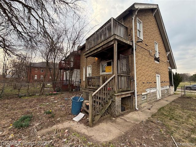 2301 Fullerton Street, Detroit, MI 48238