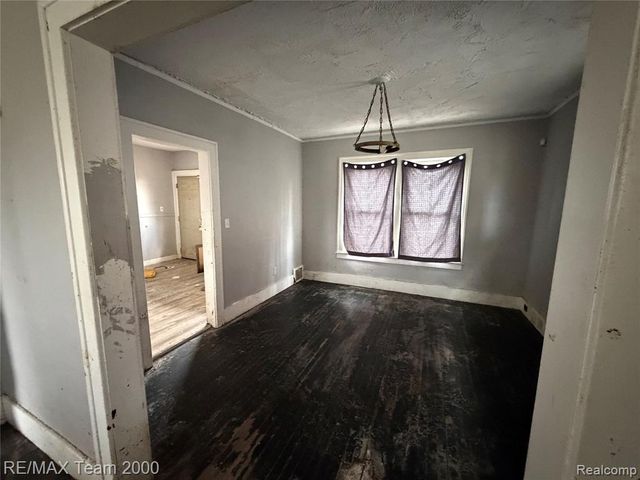 2301 Fullerton Street, Detroit, MI 48238