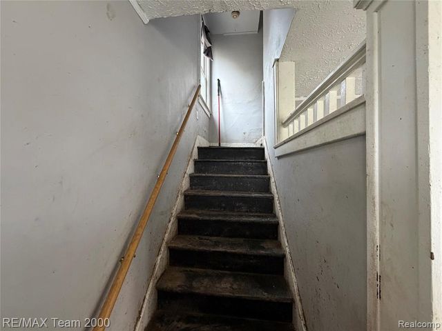 2301 Fullerton Street, Detroit, MI 48238