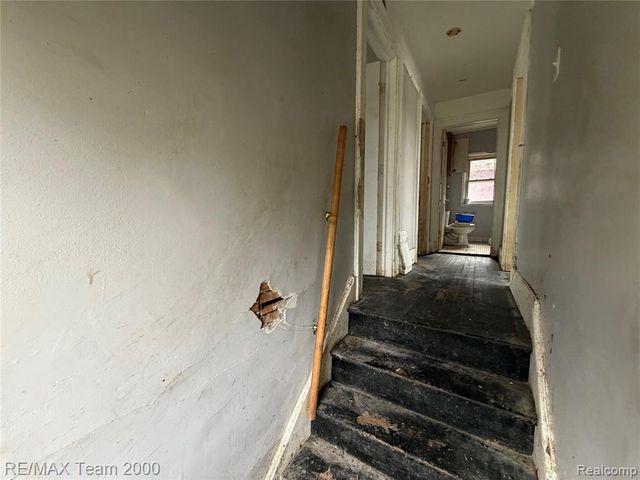 2301 Fullerton Street, Detroit, MI 48238