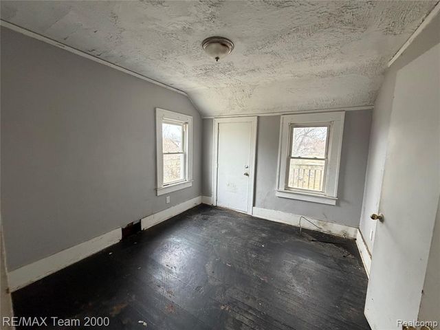 2301 Fullerton Street, Detroit, MI 48238