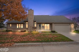 16655 Pearlcreek Court, Macomb Twp, MI 48042