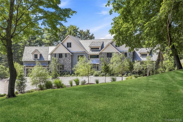 2 Barry Court, Katonah, NY 10536