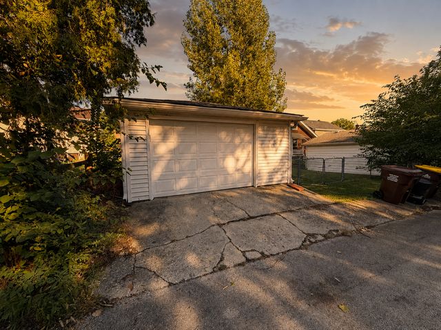 202 Dawson Avenue, Rockford, IL 61107