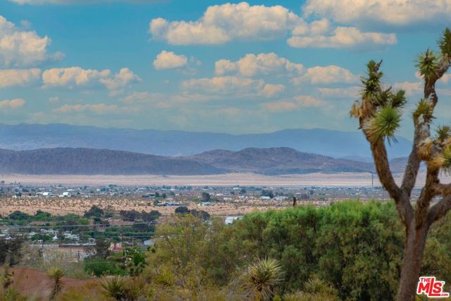 6942 Sunnyhill Road, Joshua Tree, CA 92252