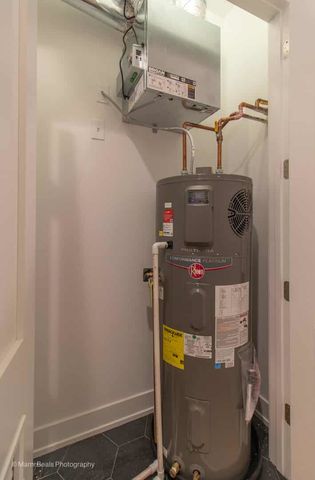 507 E 60th Street 1, Chicago, IL 60637