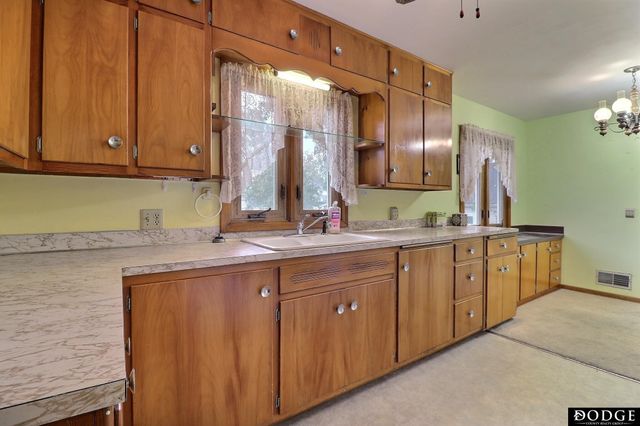 1248 Dodge Street, Fremont, NE 68025