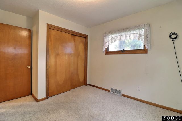 1248 Dodge Street, Fremont, NE 68025