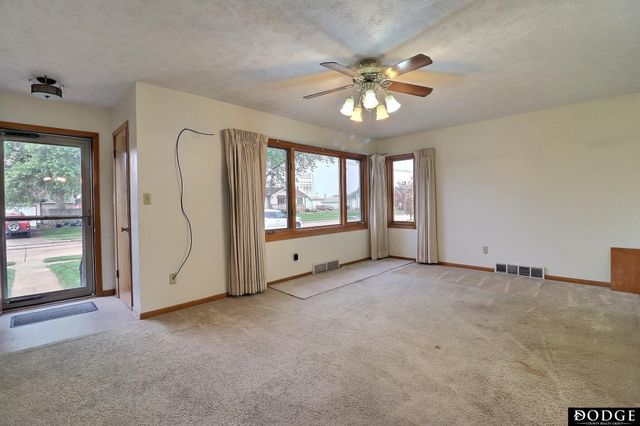 1248 Dodge Street, Fremont, NE 68025