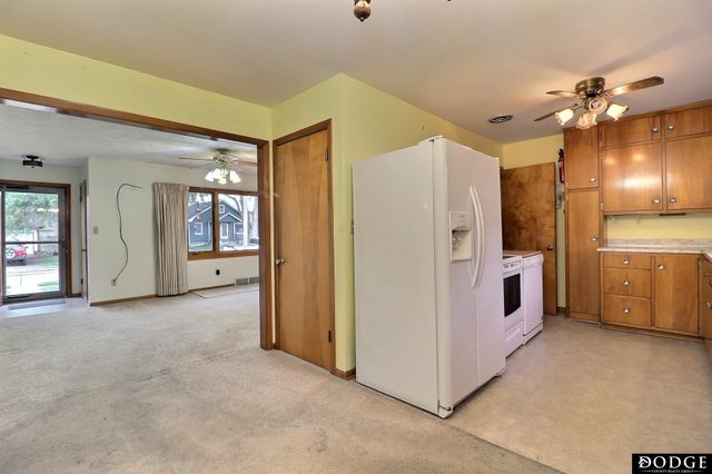 1248 Dodge Street, Fremont, NE 68025