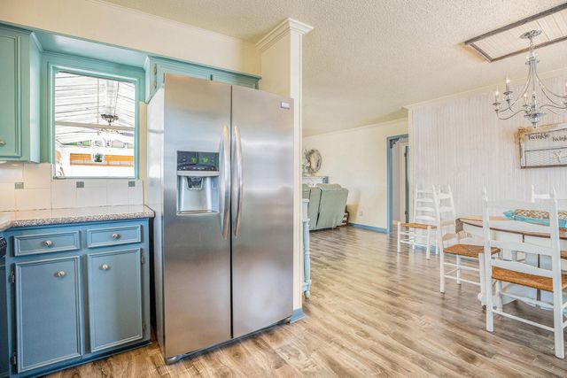 1223 Sailfish Street, Bayou Vista, TX 77563