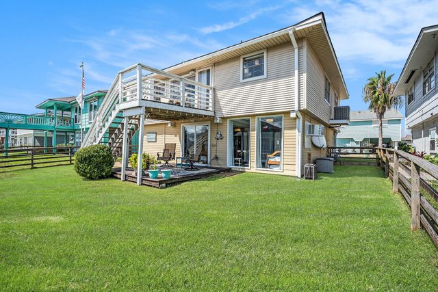 1223 Sailfish Street, Bayou Vista, TX 77563