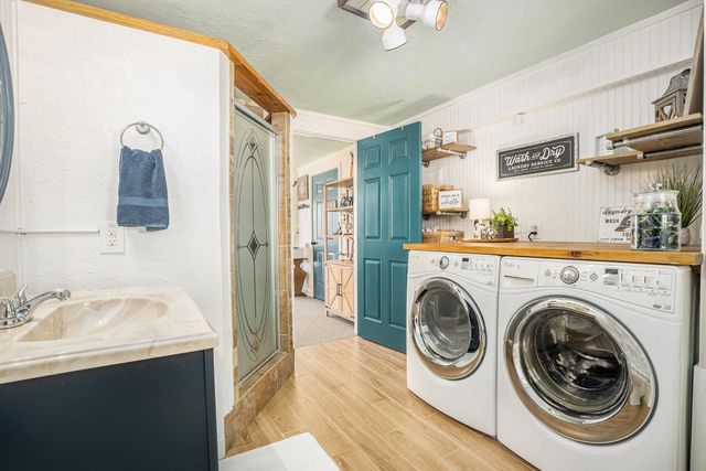 1223 Sailfish Street, Bayou Vista, TX 77563