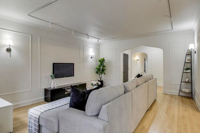 6721 S Merrill Avenue 1, Chicago, IL 60649