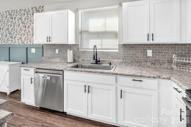 2458 Thorn Spring Lane SE, Concord, NC 28025