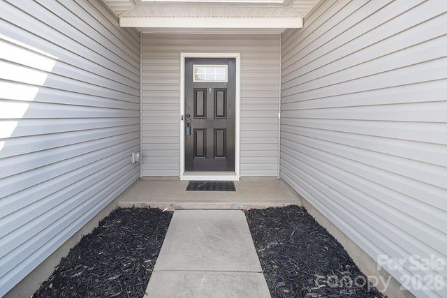 2458 Thorn Spring Lane SE, Concord, NC 28025