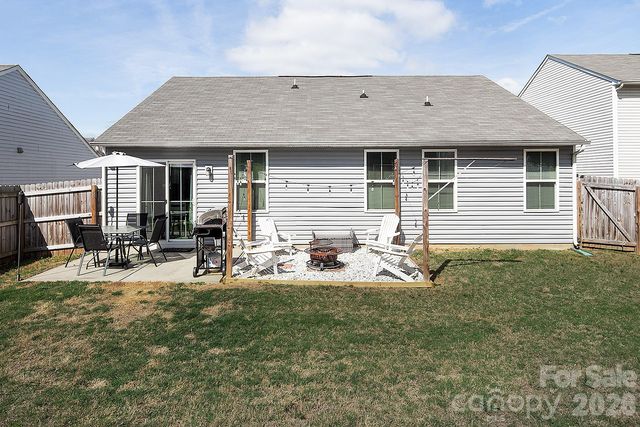 2458 Thorn Spring Lane SE, Concord, NC 28025