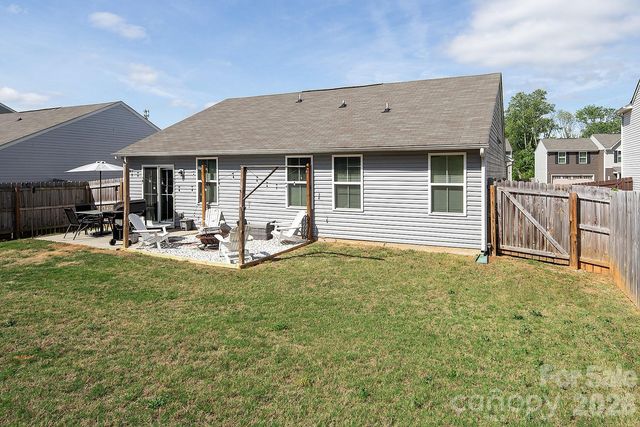 2458 Thorn Spring Lane SE, Concord, NC 28025