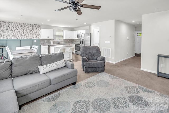 2458 Thorn Spring Lane SE, Concord, NC 28025