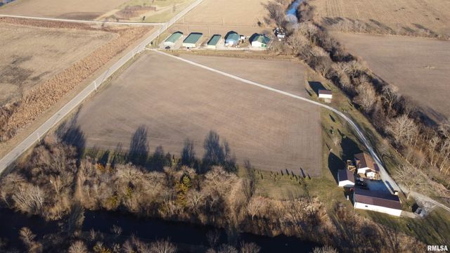 15701 E Highway 9, Canton, IL 61520