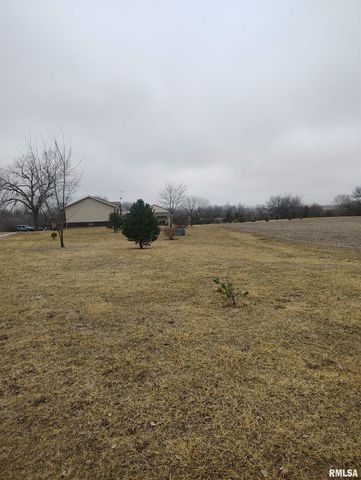 15701 E Highway 9, Canton, IL 61520