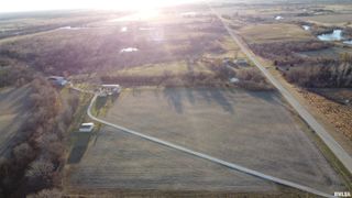 15701 E Highway 9, Canton, IL 61520