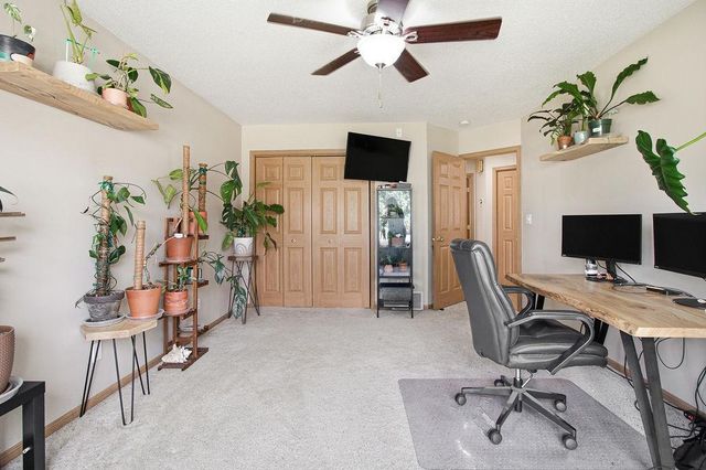 610 3rd Street E, Horace, ND 58047