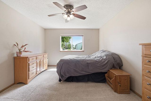610 3rd Street E, Horace, ND 58047