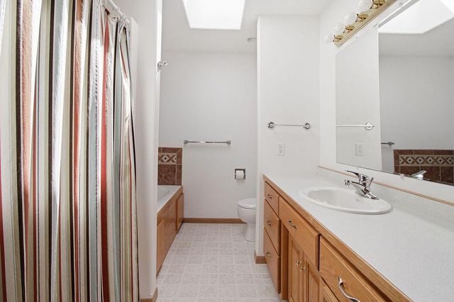 610 3rd Street E, Horace, ND 58047