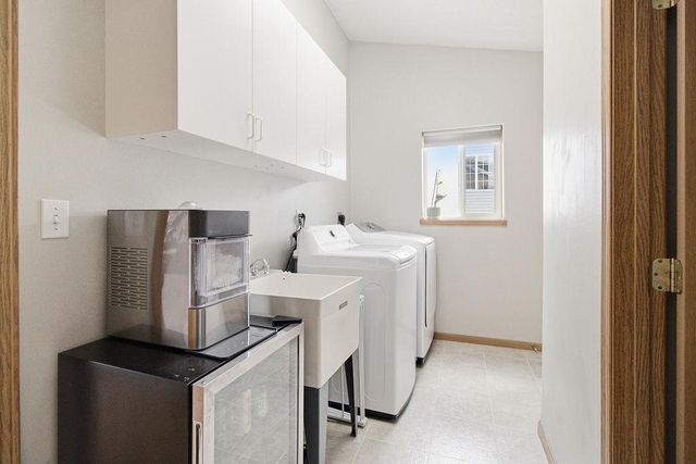 610 3rd Street E, Horace, ND 58047