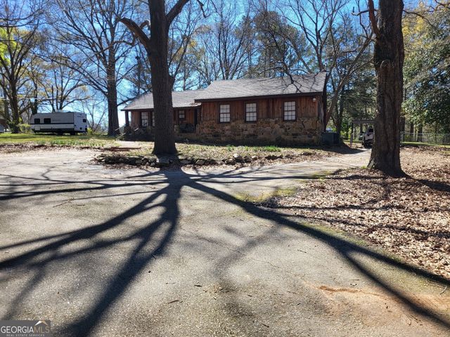 104 Jarrett Street, Valley, AL 36854