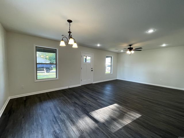 514 Maple, Trumann, AR 72472