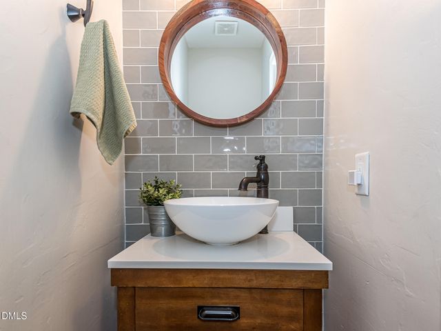 330 Bond Lake Drive, Cary, NC 27513