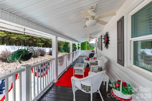 84 Portcrest Heights, Marion, NC 28752