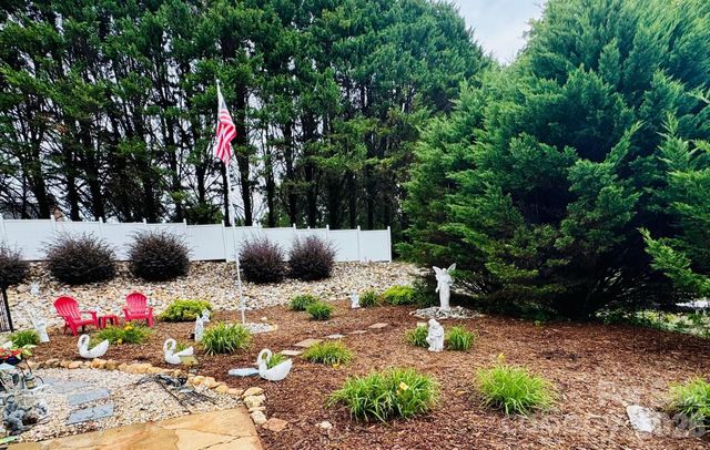 84 Portcrest Heights, Marion, NC 28752