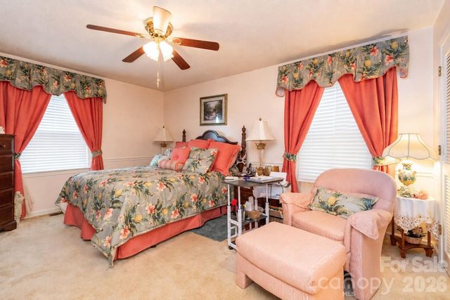 84 Portcrest Heights, Marion, NC 28752
