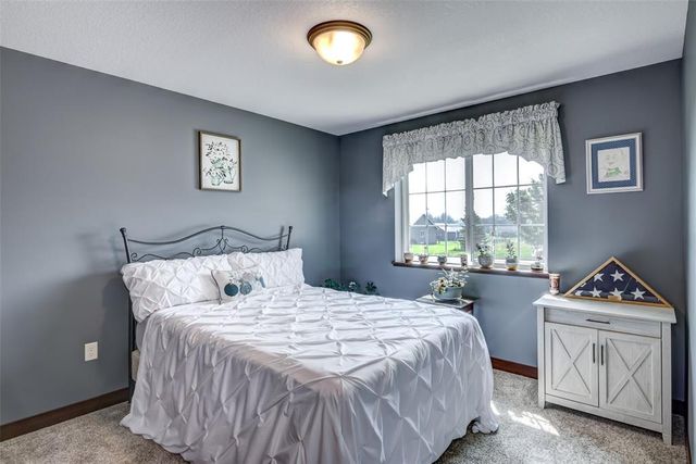 1868 Willow Creek Parkway, Chippewa Falls, WI 54729
