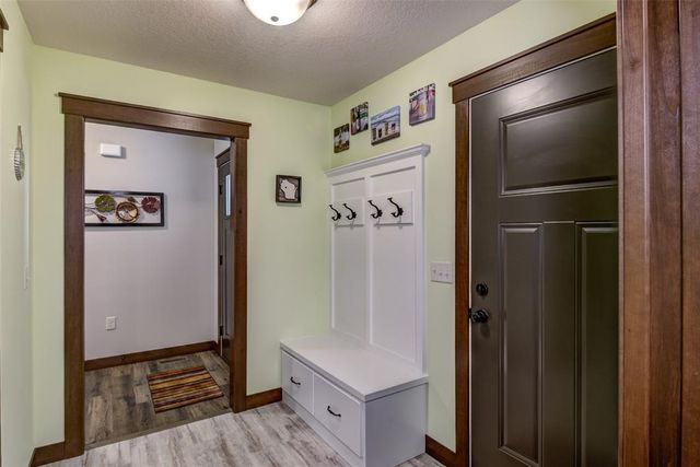 1868 Willow Creek Parkway, Chippewa Falls, WI 54729