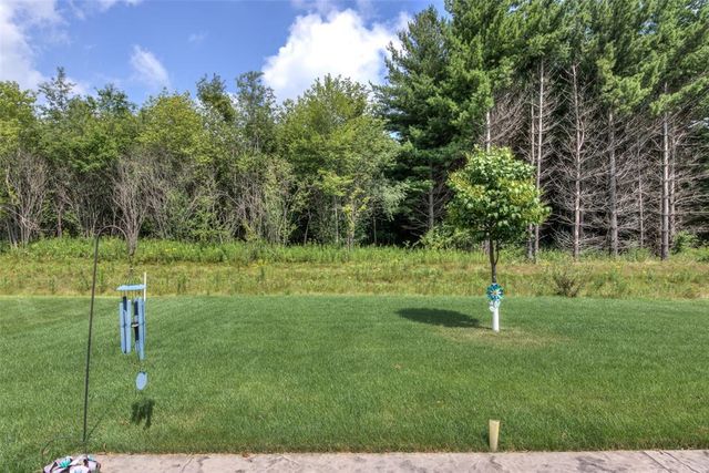 1868 Willow Creek Parkway, Chippewa Falls, WI 54729