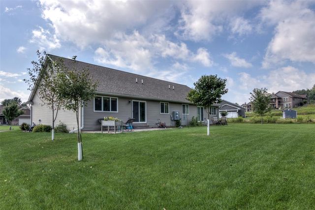 1868 Willow Creek Parkway, Chippewa Falls, WI 54729