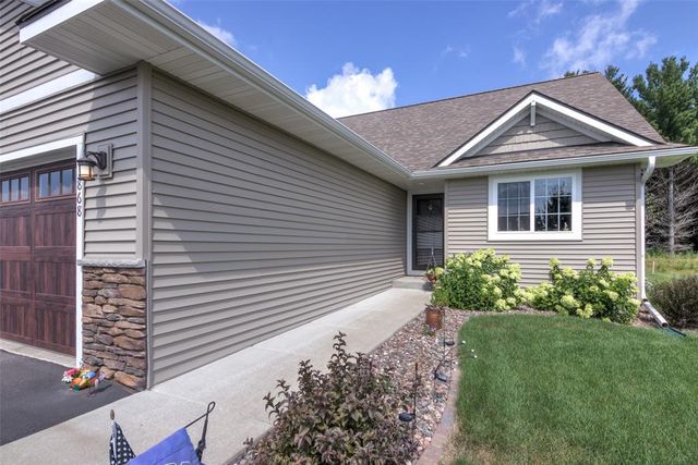 1868 Willow Creek Parkway, Chippewa Falls, WI 54729