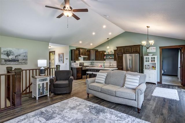 1868 Willow Creek Parkway, Chippewa Falls, WI 54729