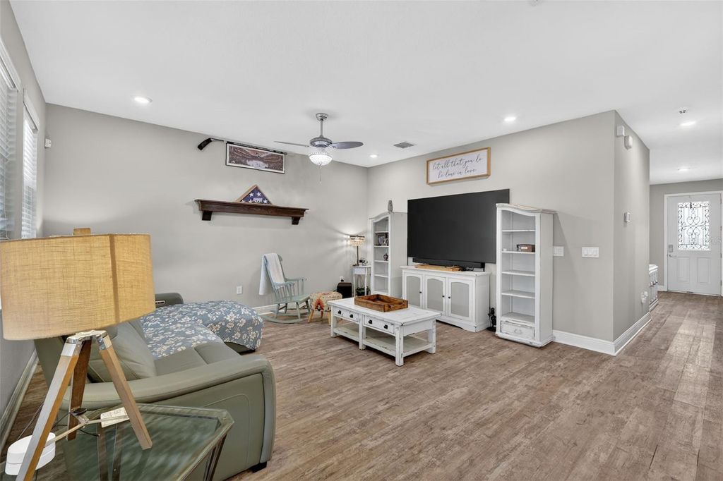 Image 5 of property listing at 231 MESSINA PLACE, Howey In The Hills, FL 34737