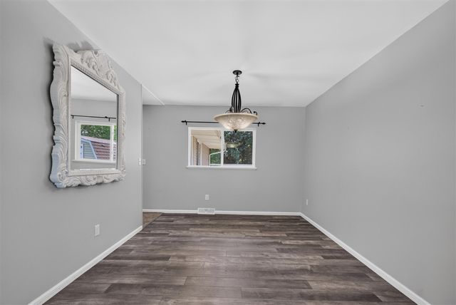 6423 Inverness Lane, Jackson, MI 49201