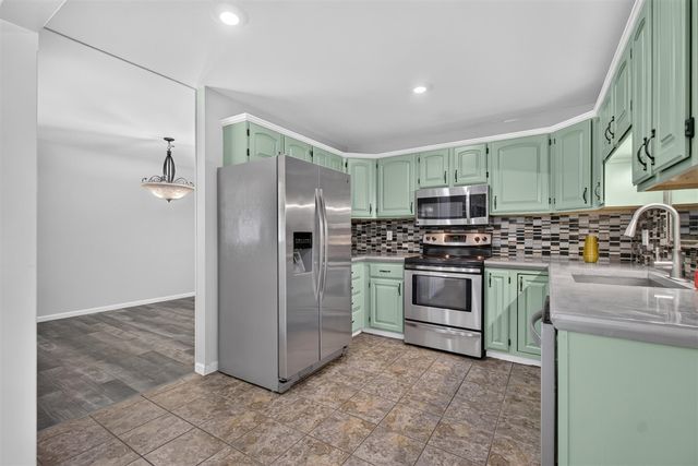 6423 Inverness Lane, Jackson, MI 49201