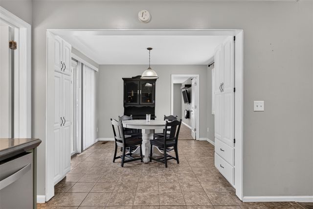 6423 Inverness Lane, Jackson, MI 49201